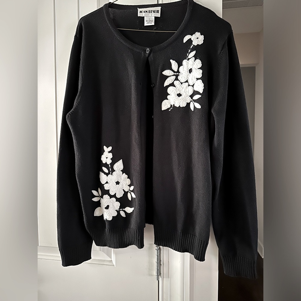 Vintage Joan Leslie Women’s Button-Up Black Long Sleeve Cardigan Size Large